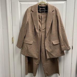 Eloquii Plus Size Women’s Suit Set